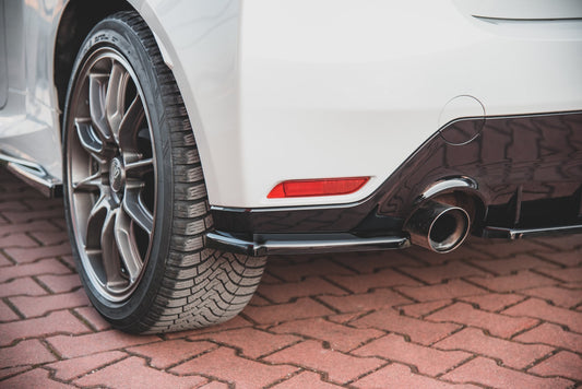 Heck Ansatz Flaps Diffusor V.1 für Toyota GR Yaris Mk4 schwarz Hochglanz