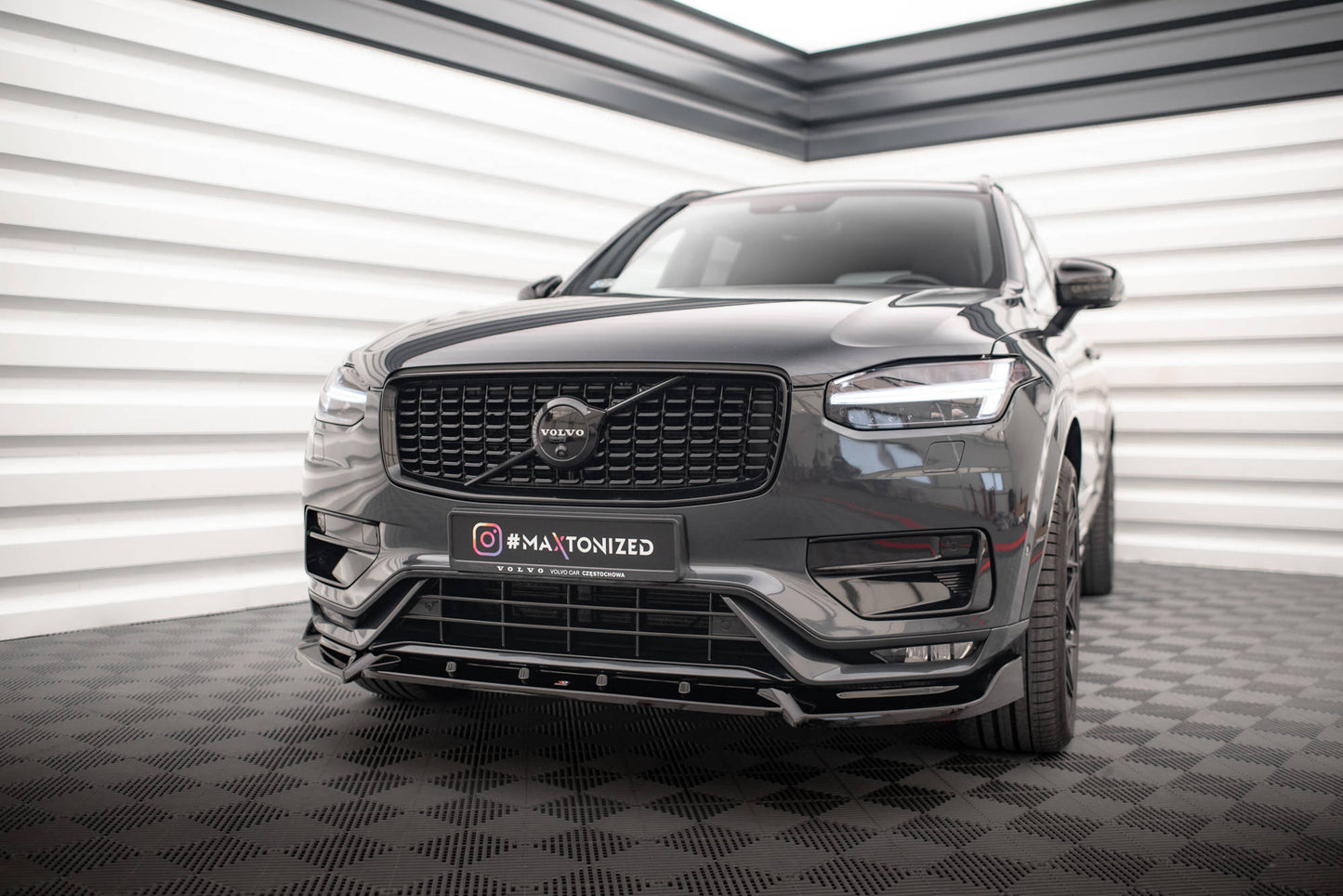 Front Ansatz V.2 für Volvo XC90 R-Design Mk2 Facelift schwarz Hochglanz
