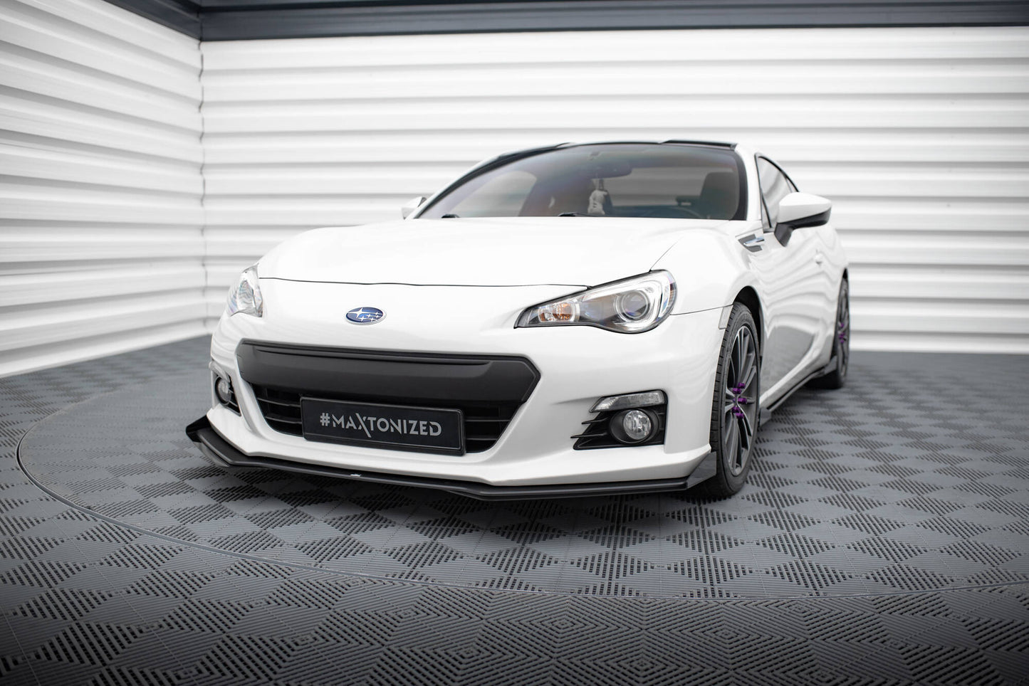 Street Pro Front Ansatz für + Flaps für V.1 + Flaps Subaru BRZ Mk1  schwarz Hochglanz