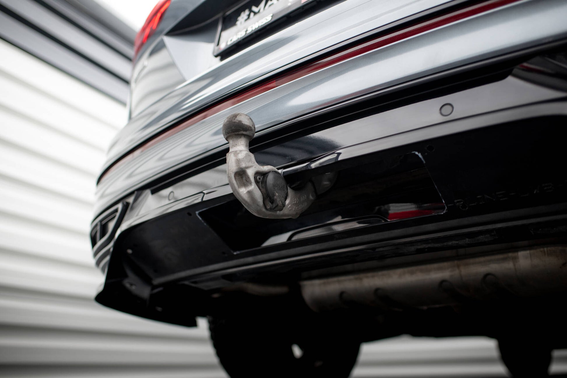 Mittlerer Cup Diffusor DTM Look Heck Ansatz für VW Tiguan Allspace R-Line Mk2 Facelift schwarz Hochglanz
