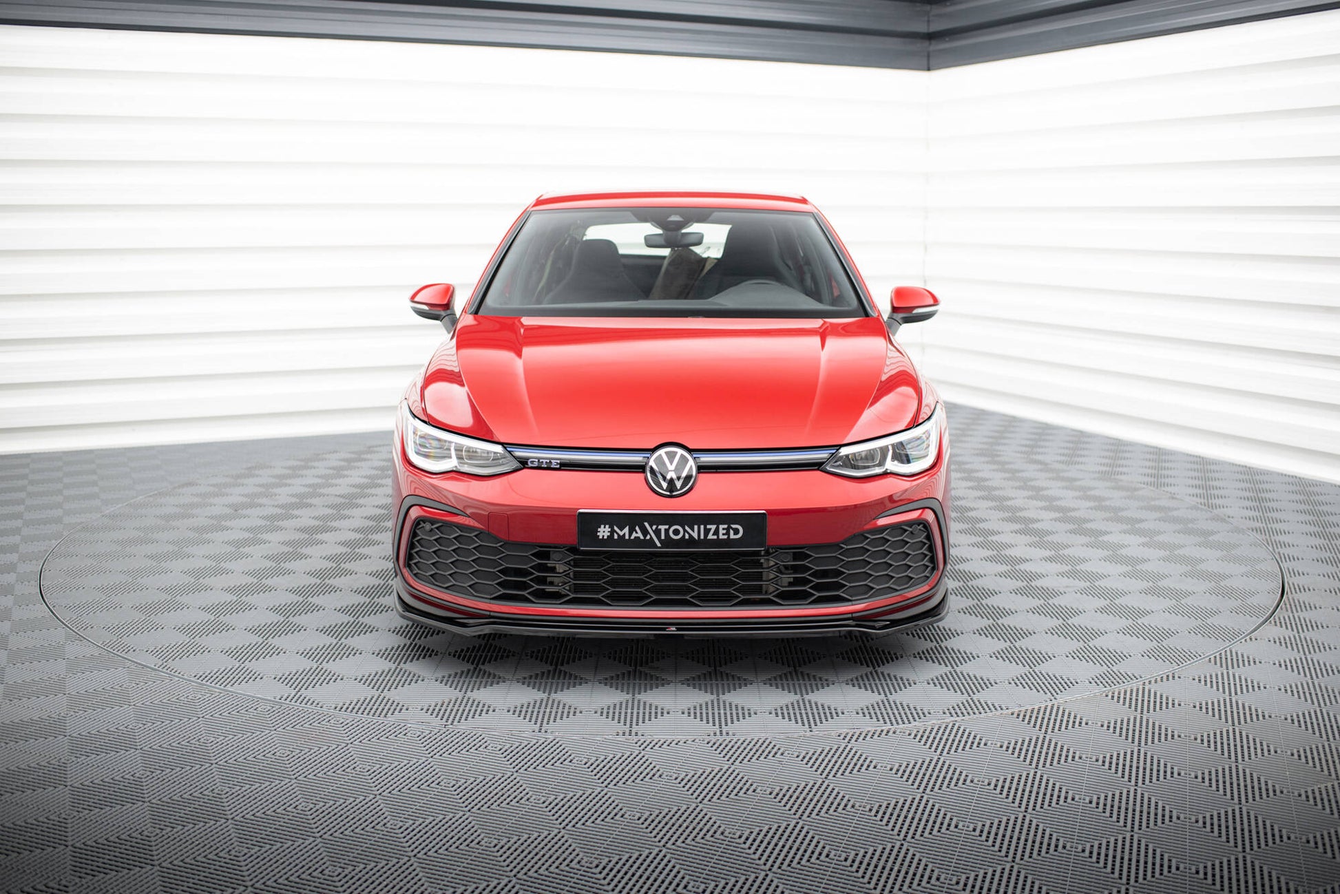Front Ansatz V.4 für VW Golf GTI / GTE / GTD / R-Line Mk8 schwarz Hochglanz