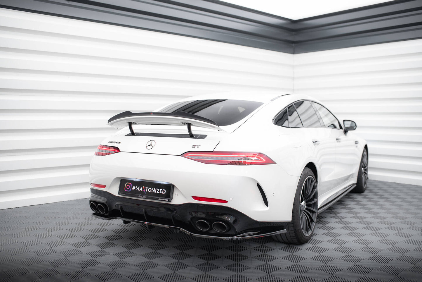 Spoiler CAP für Mercedes-AMG GT 53 / 43 V8 Package 4 Door-Coupe schwarz Hochglanz