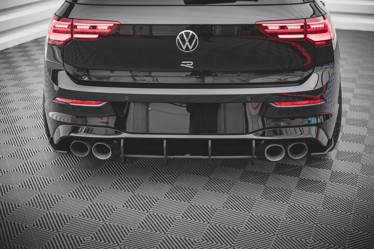 Street Pro Heckschürze für Volkswagen Golf R Mk8