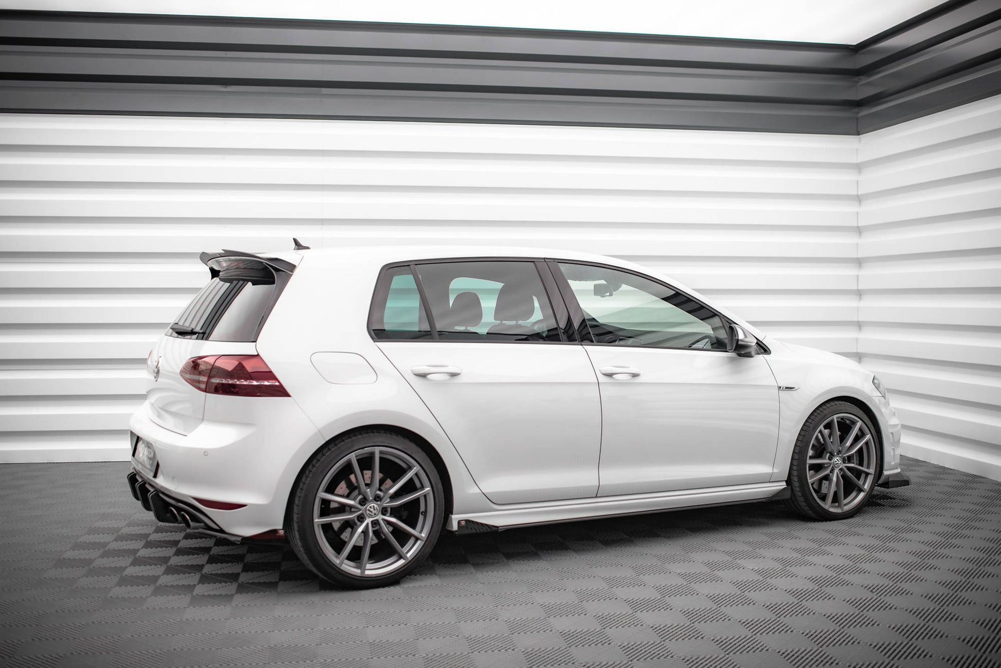 Street Pro Seitenschweller Ansatz für + Flaps Volkswagen Golf R Mk7 schwarz Hochglanz
