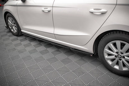 Seitenschweller Ansatz V.2 für Seat Ibiza FR/ Standard Mk5 schwarz Hochglanz