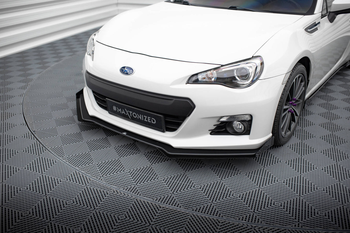 Street Pro Front Ansatz für + Flaps für V.1 + Flaps Subaru BRZ Mk1  schwarz Hochglanz