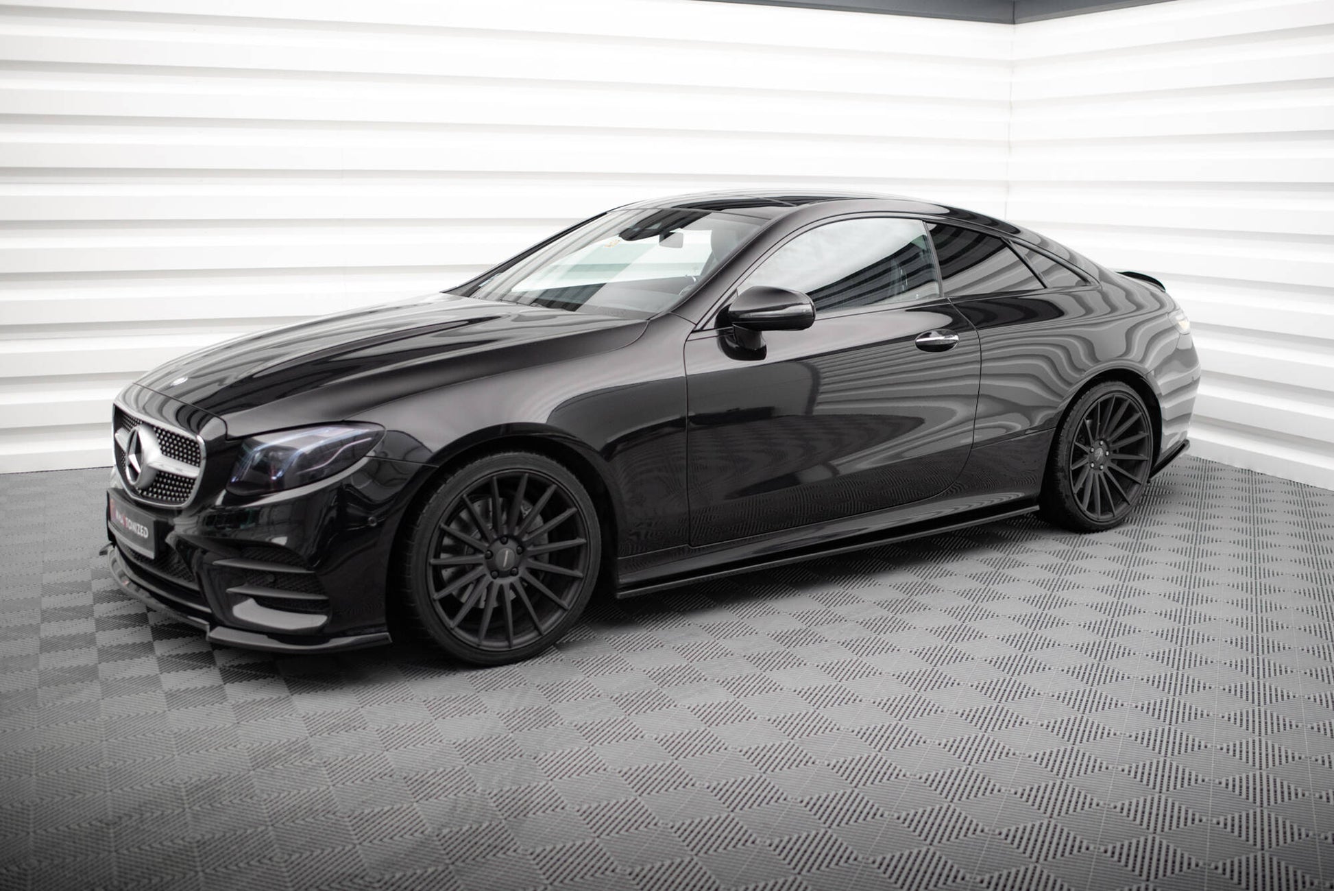 Seitenschweller Ansatz für Mercedes-Benz E-Klasse W213 Coupe (C238) / Cabriolet (A238) AMG-Line / 53 AMG schwarz Hochglanz