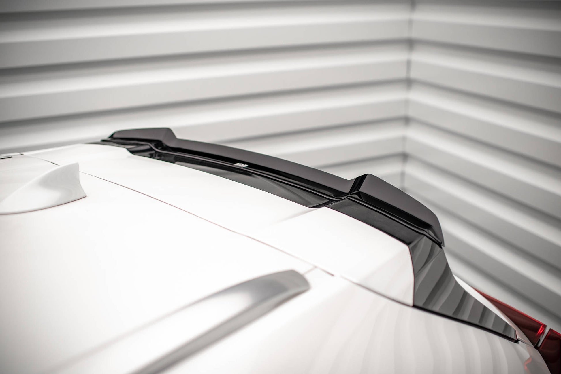Spoiler CAP für Lexus UX F-Sport Mk1 schwarz Hochglanz