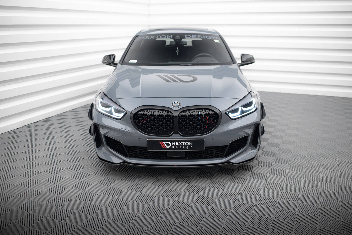 Front Ansatz V.4 für BMW 1er M-Paket/ M135i / 128ti F40  schwarz Hochglanz