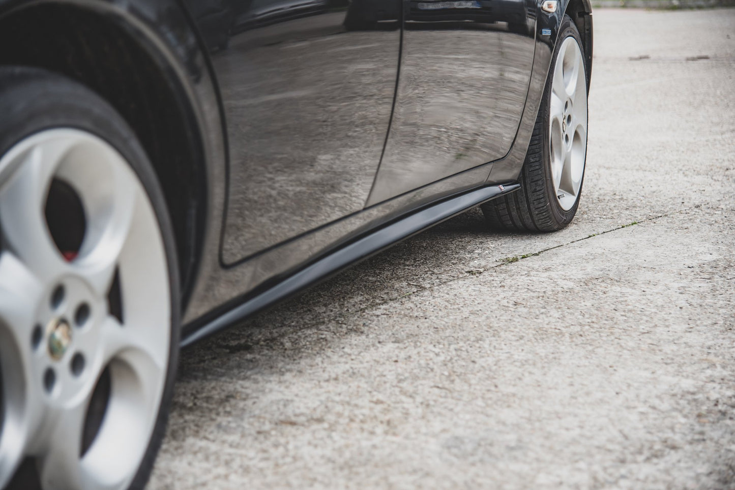 Seitenschweller Ansatz für Alfa Romeo 156 Facelift schwarz Hochglanz