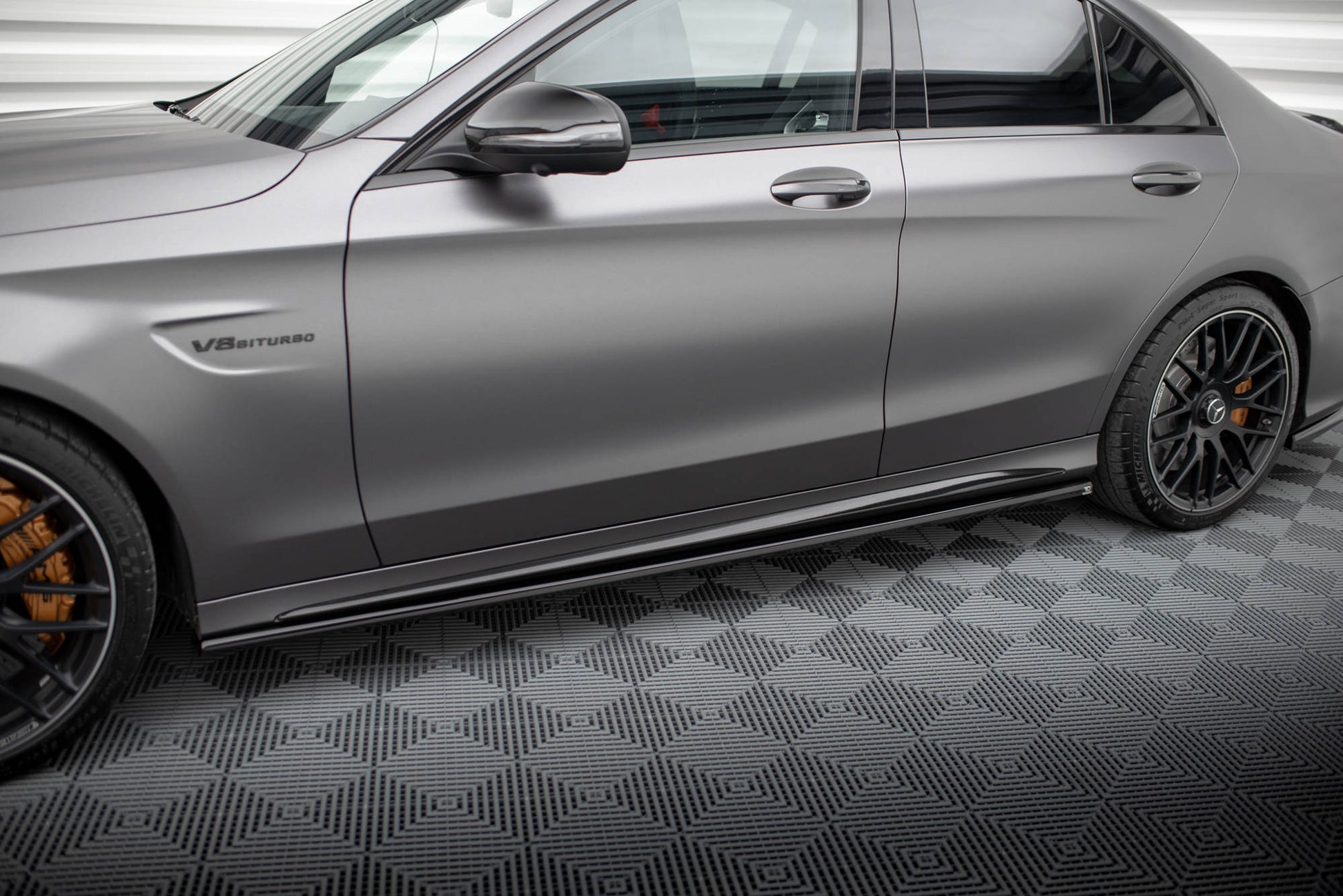 Seitenschweller Ansatz für Mercedes-AMG C63 Limousine / Kombi W205 Facelift schwarz Hochglanz