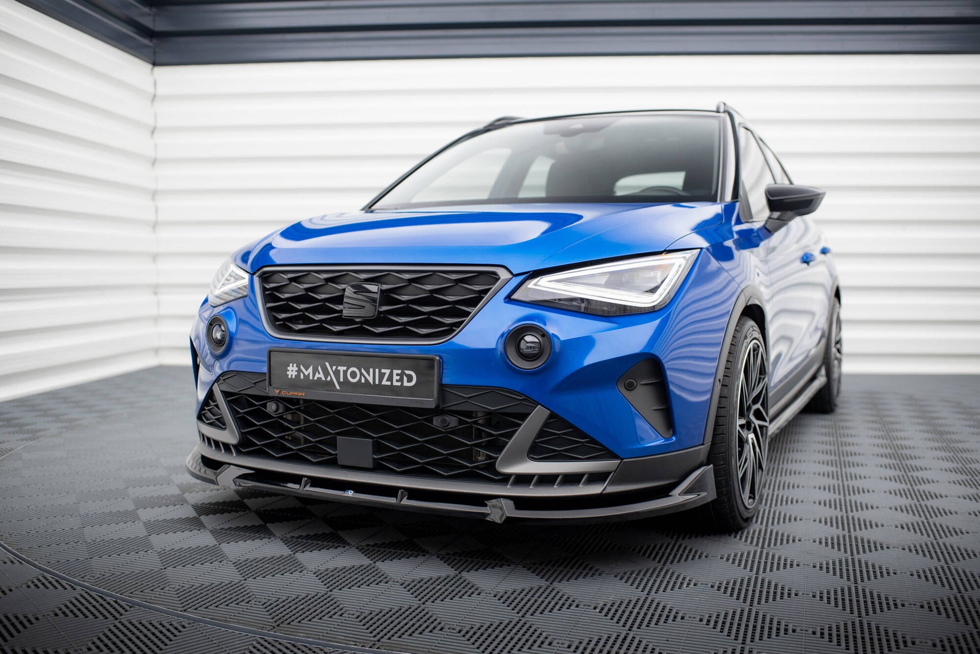 Front Ansatz für Seat Arona FR Mk1 Facelift schwarz Hochglanz