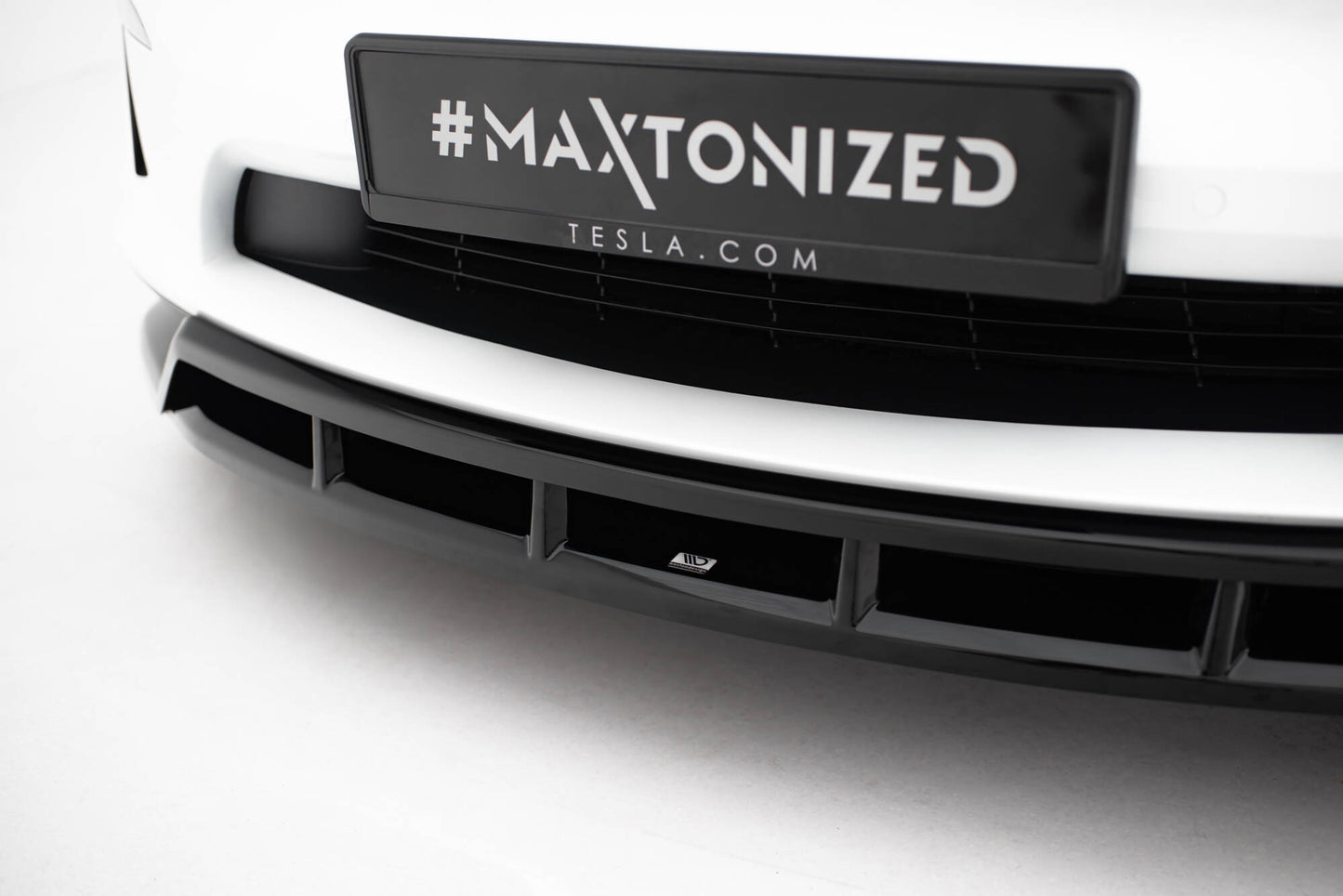 Front Ansatz V.3 für Tesla Model X Mk1 Facelift schwarz Hochglanz