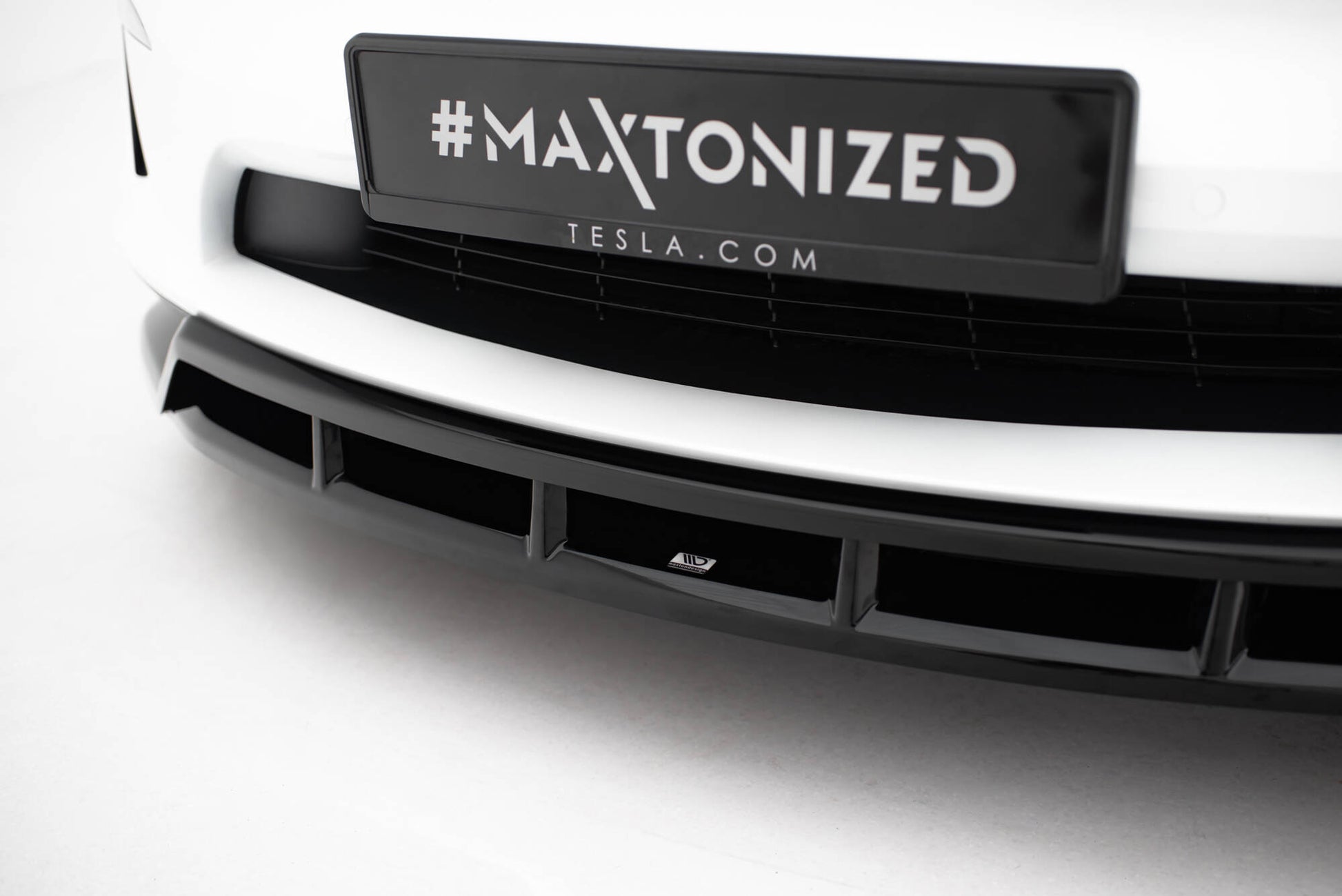 Front Ansatz V.3 für Tesla Model X Mk1 Facelift schwarz Hochglanz