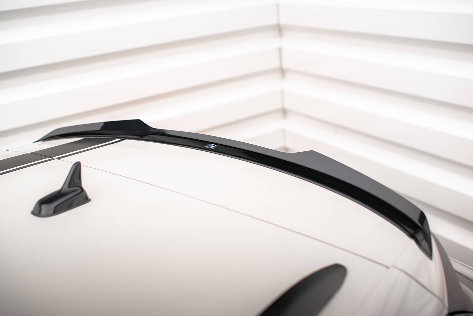 Spoiler CAP für VW T-Roc R / R-Line Mk1  schwarz Hochglanz