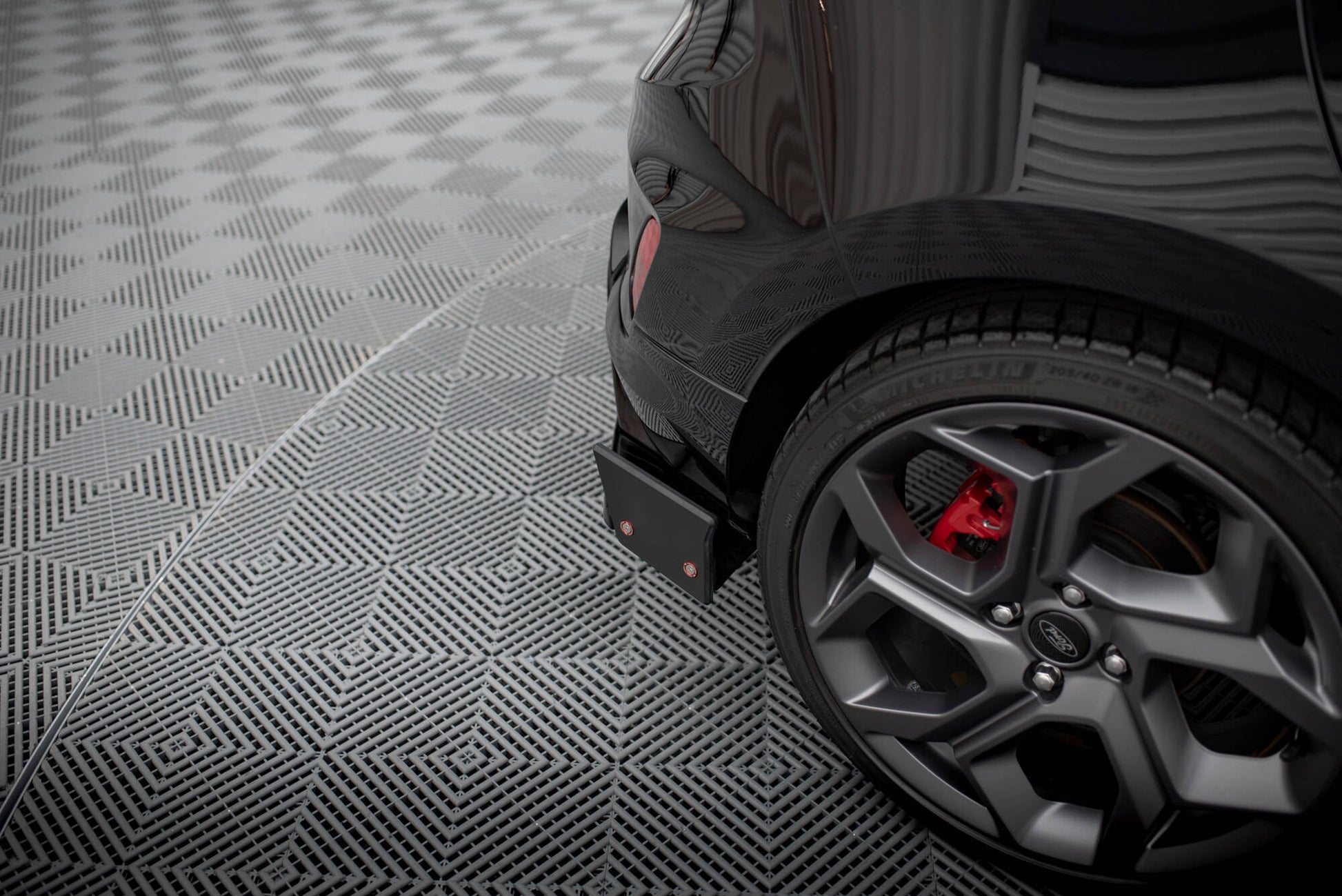 Heck Ansatz Flaps Diffusor für V.4 + Flaps Ford Fiesta ST Mk8