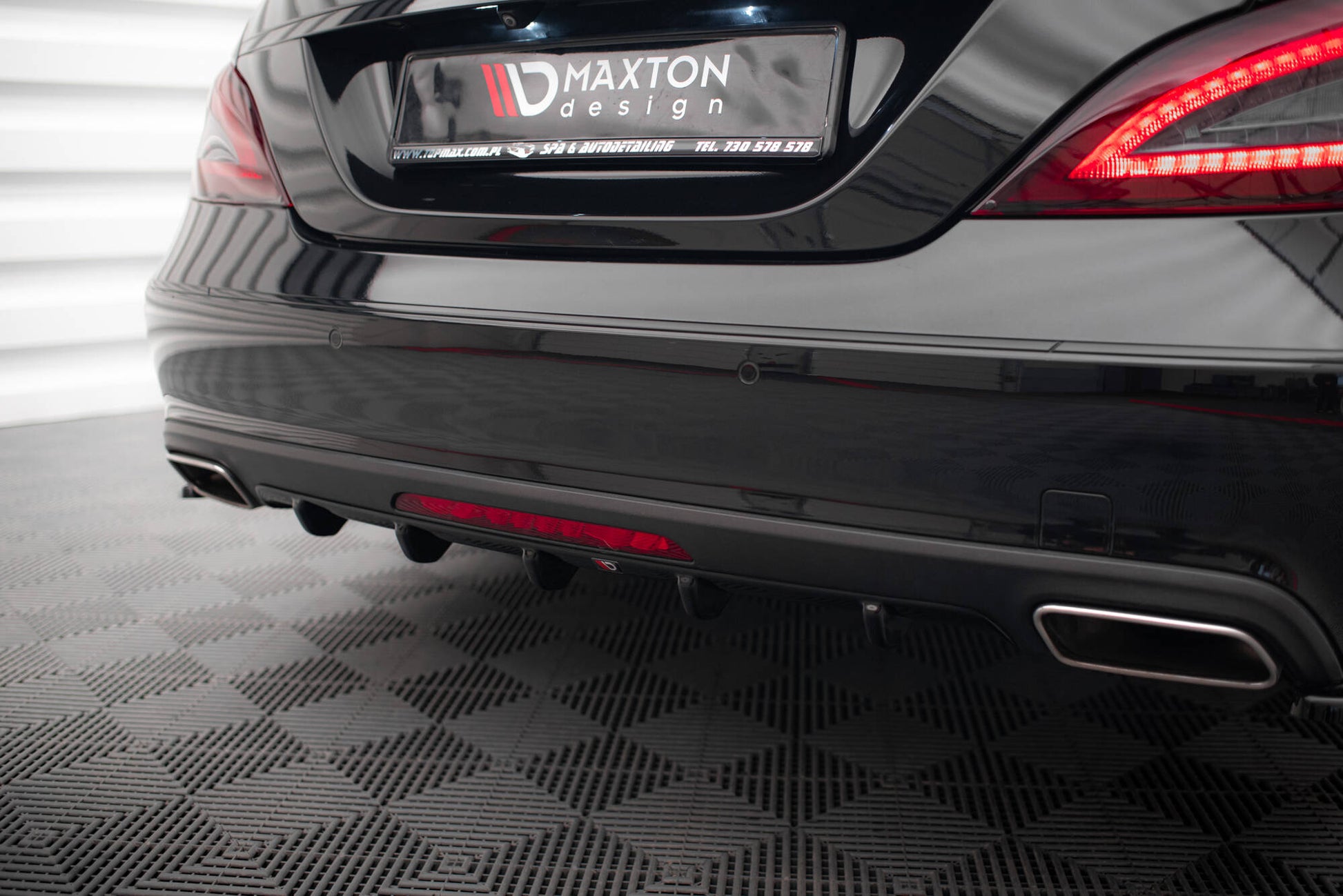Diffusor Heck Ansatz für Mercedes-Benz CLS C218 schwarz Hochglanz