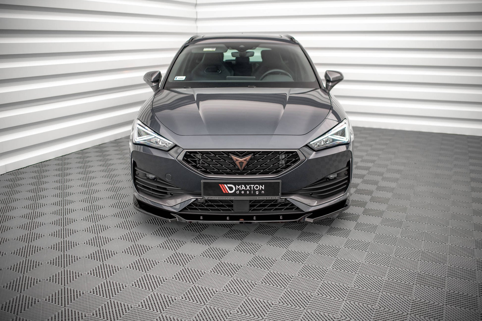 Front Ansatz V.3 für Cupra Leon Mk1 schwarz Hochglanz