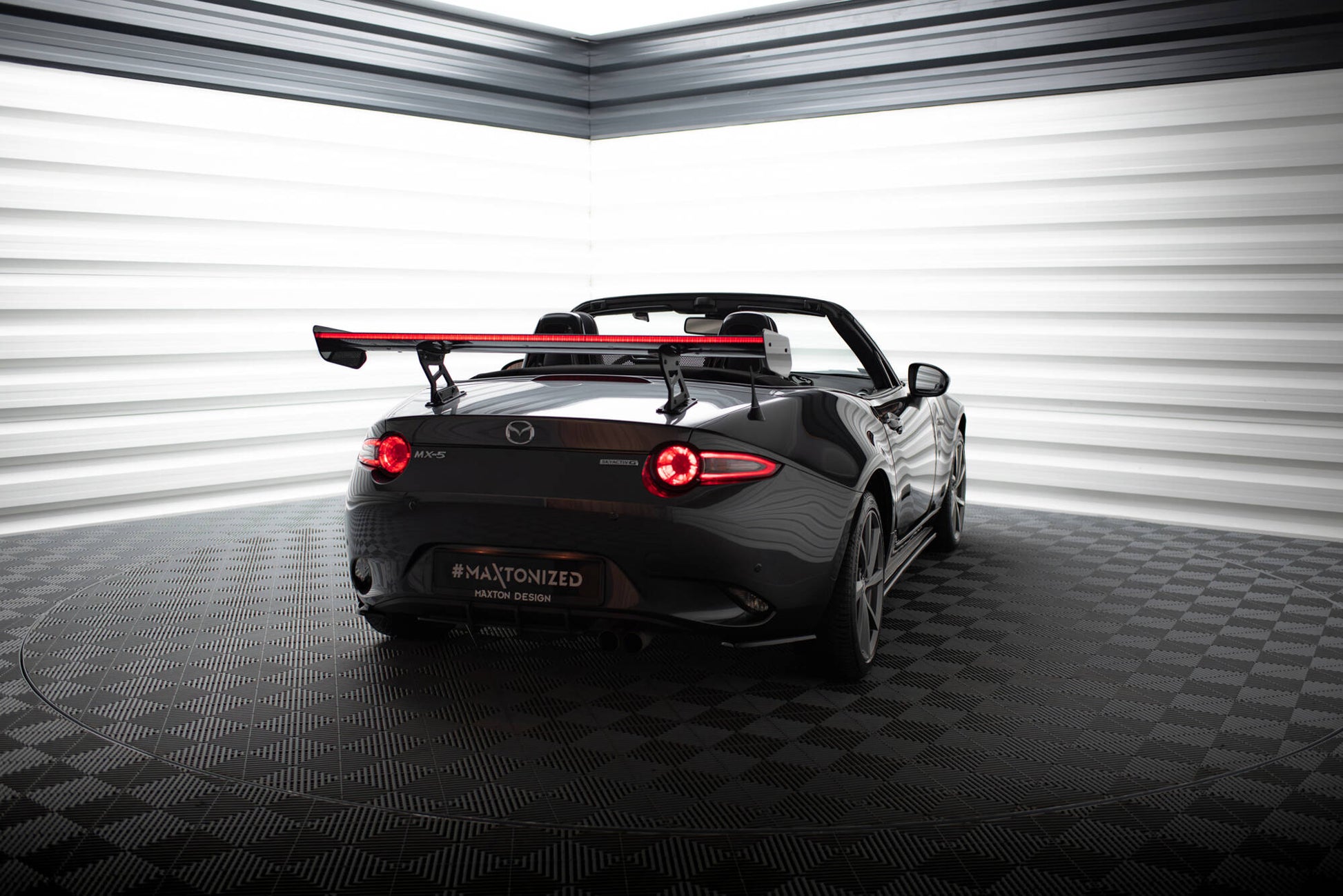 Carbon Spoiler With Internal Brackets Uprights + LED Mazda MX-5 ND (Mk4)