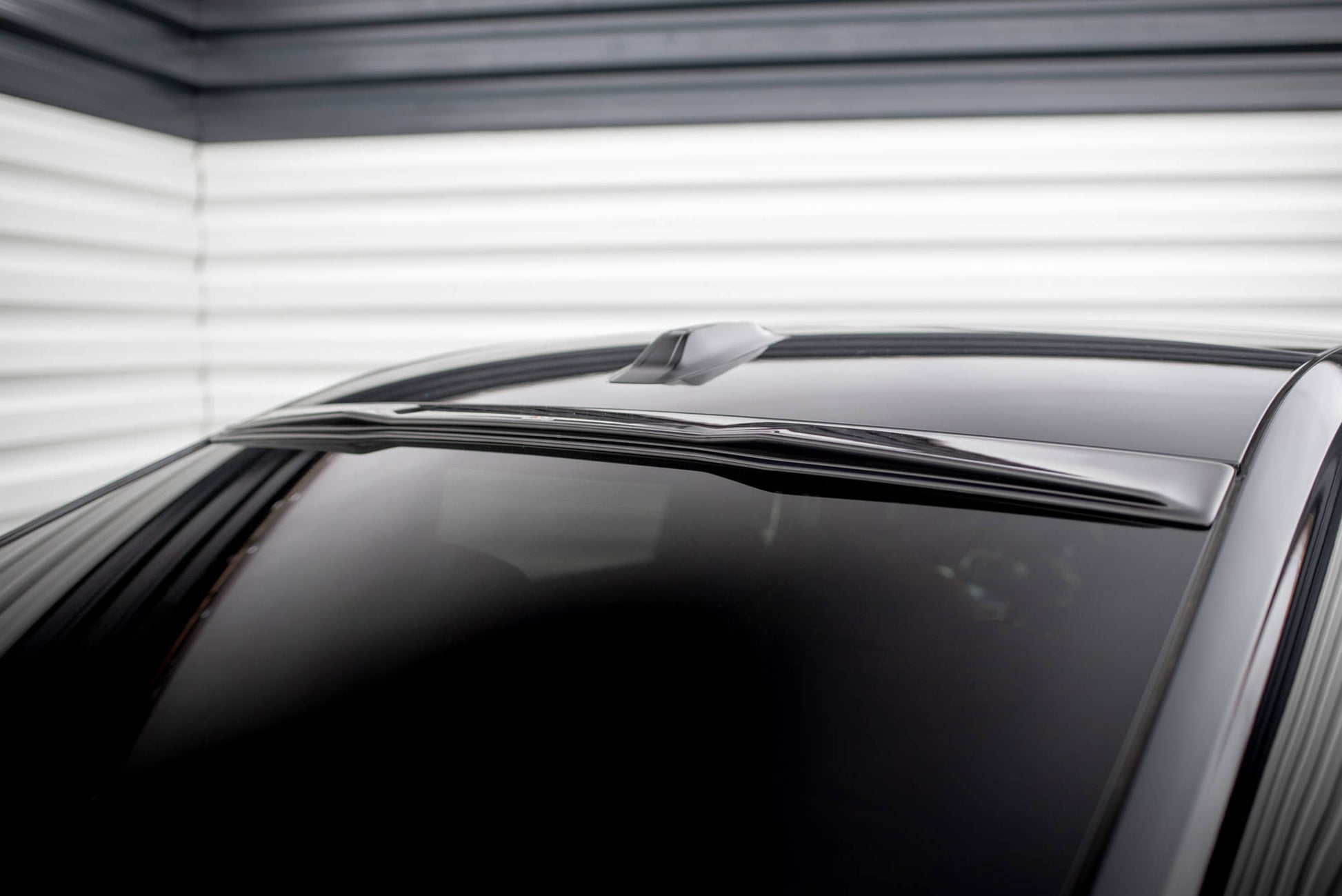 Heckscheiben Spoiler für BMW 7 G70 schwarz Hochglanz