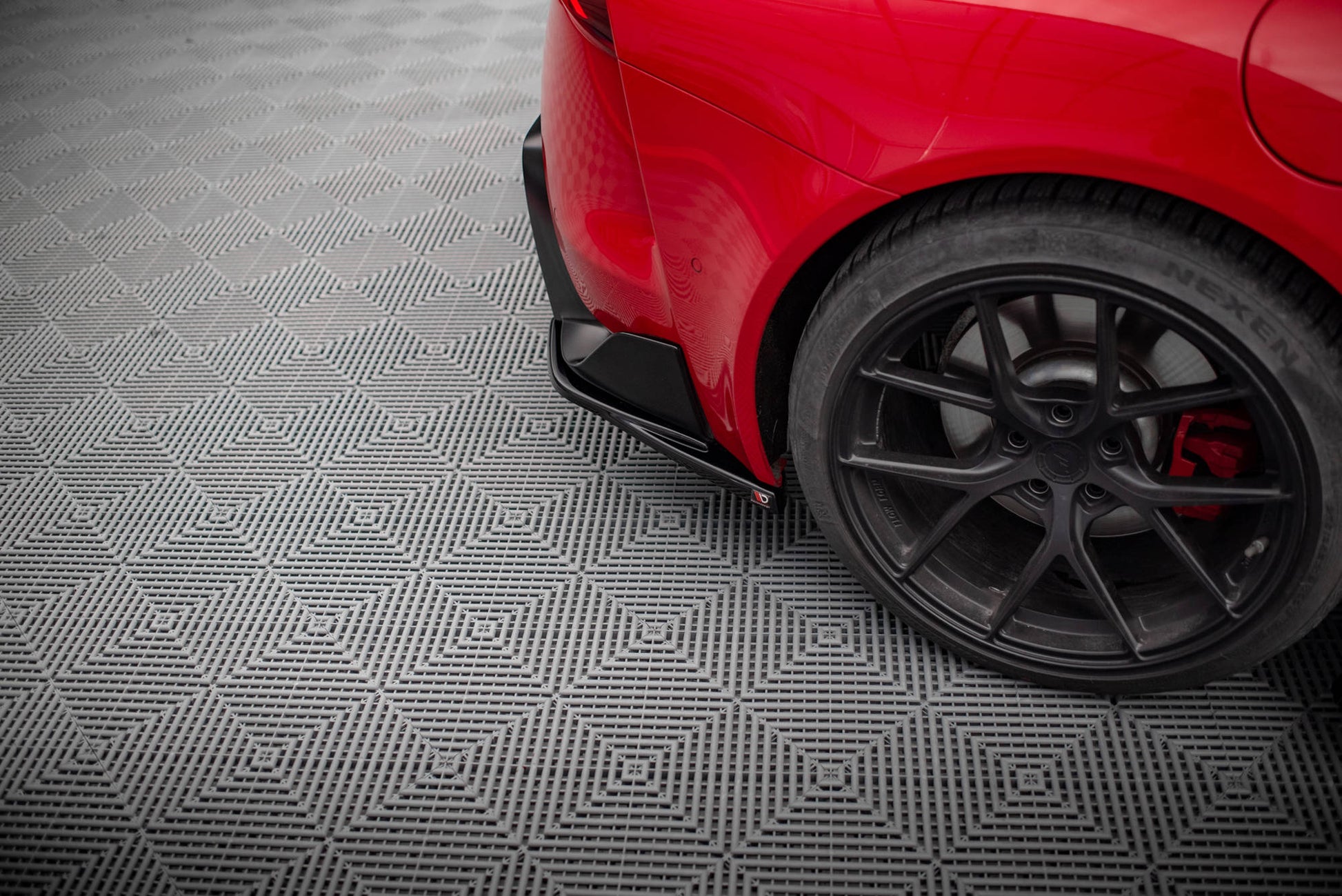 Heck Ansatz Flaps Diffusor V.3 für Toyota Supra Mk5 schwarz Hochglanz