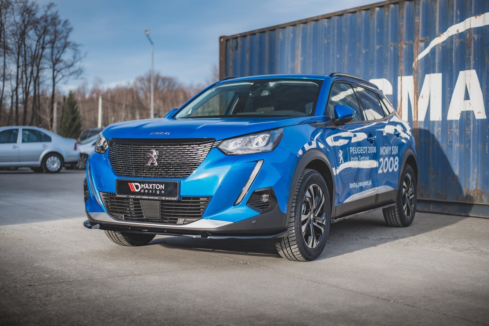 Front Ansatz V.1 für Peugeot 2008 Mk2 schwarz Hochglanz