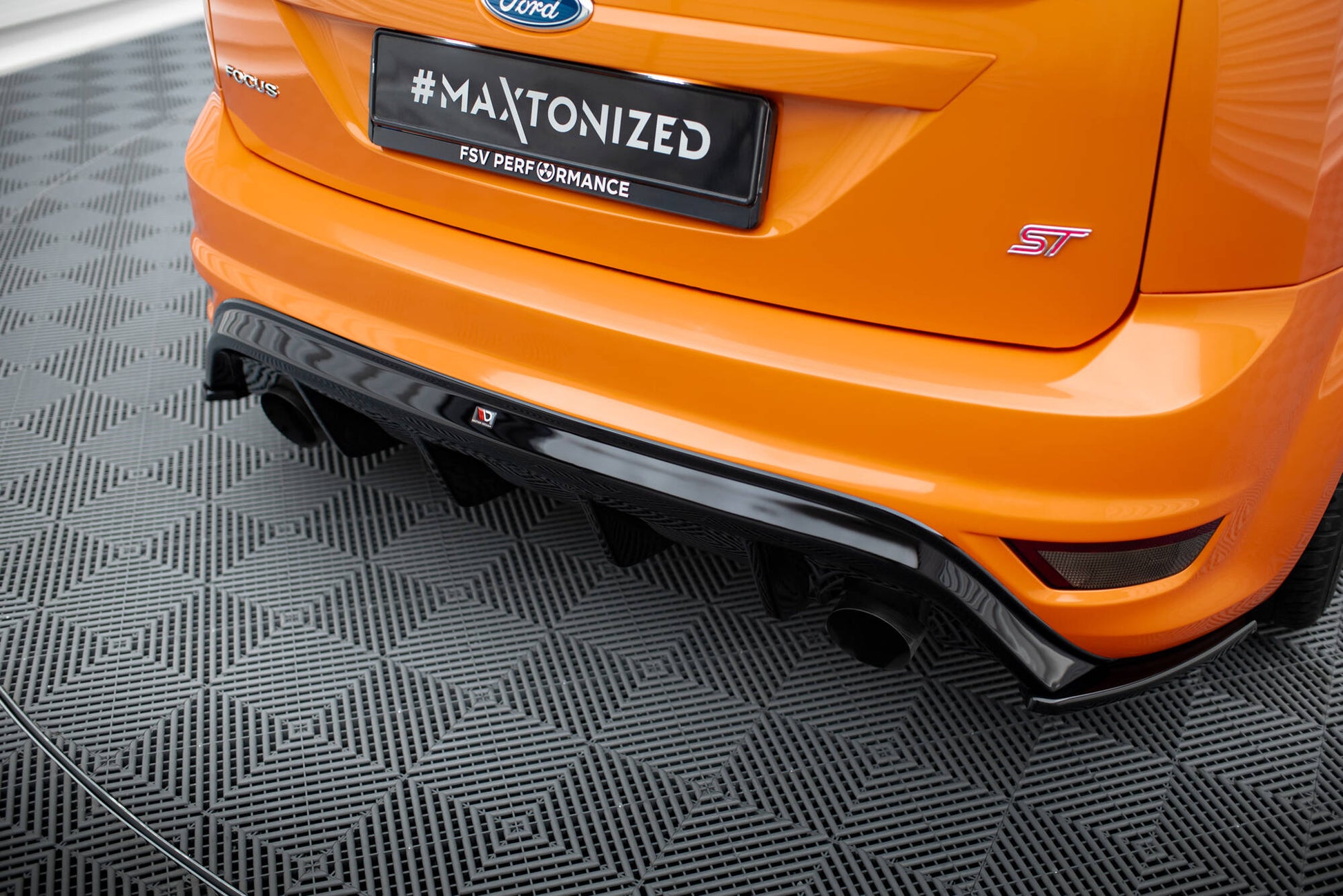 Diffusor Heck Ansatz für Ford Focus ST Mk2 FL schwarz Hochglanz