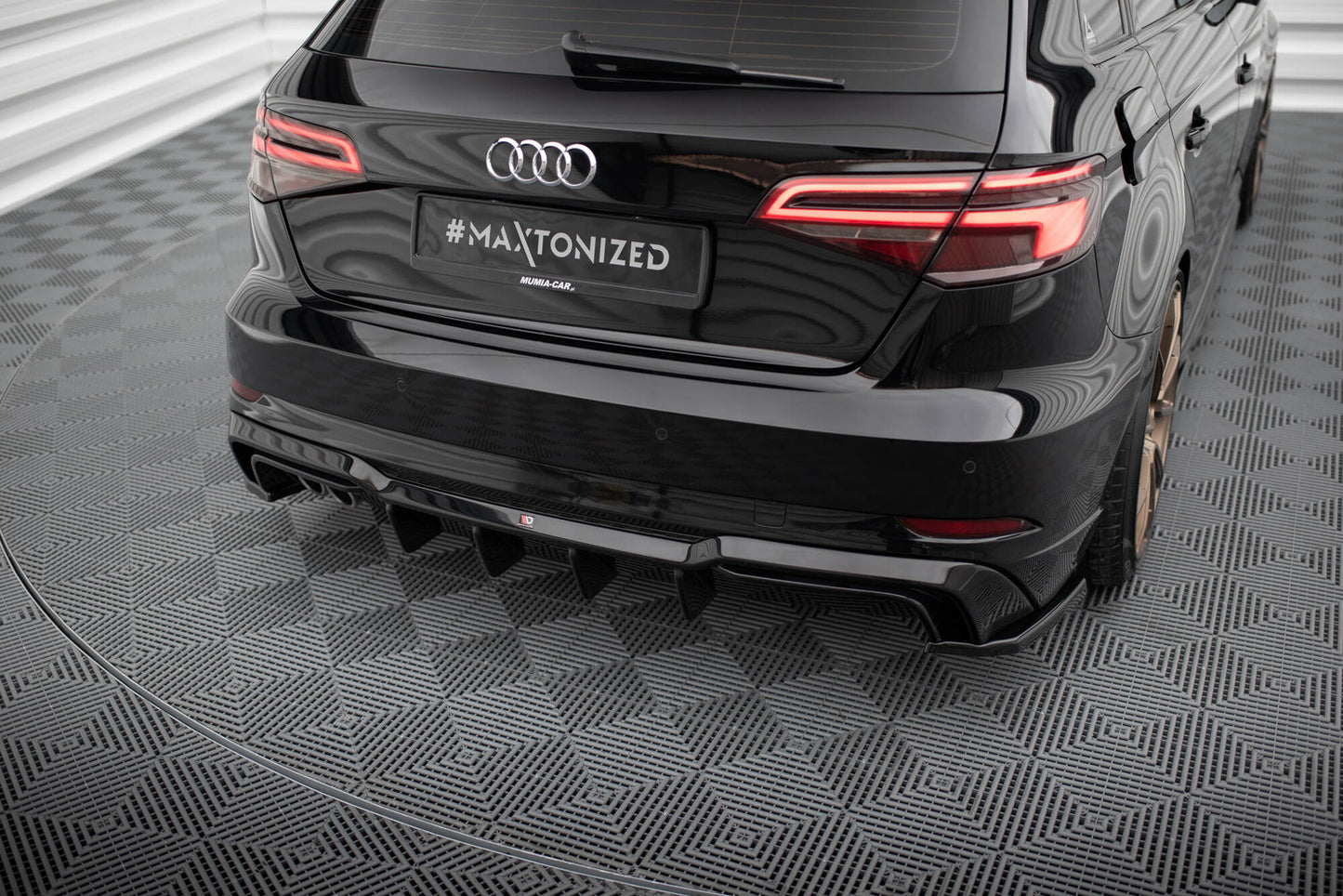 Diffusor Heck Ansatz für Audi A3 S-Line Sportback 8V Facelift (Doppelauspuff li.)
