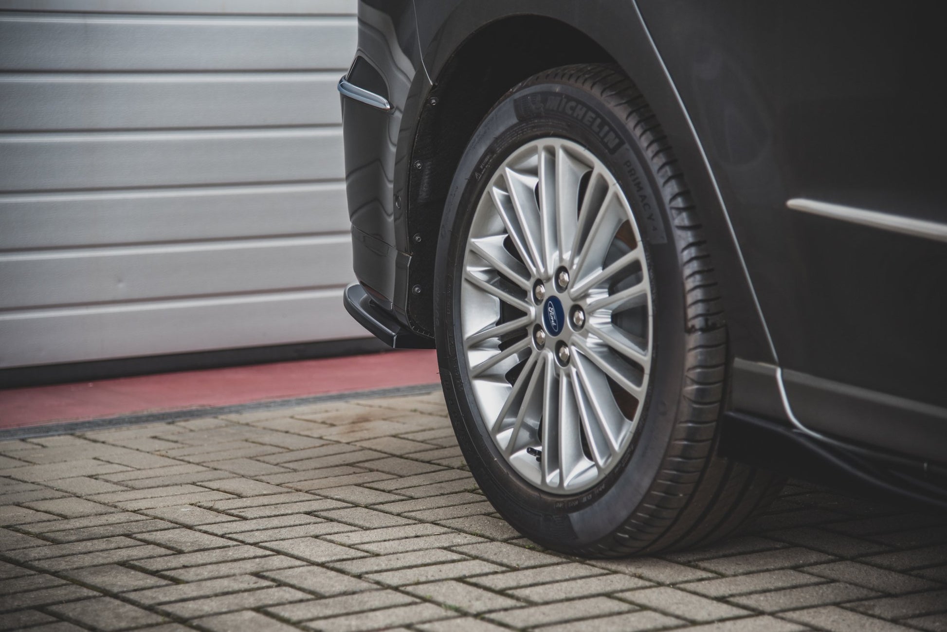 Heck Ansatz Flaps Diffusor für Ford S-Max Vignale Mk2 Facelift schwarz matt