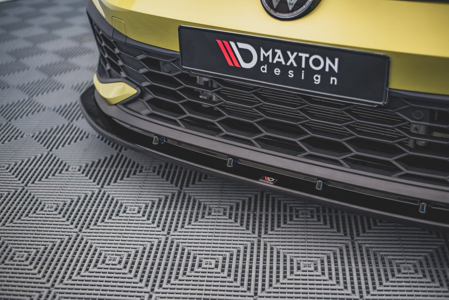 Front Ansatz V.4 für VW Golf GTI Clubsport Mk8 schwarz Hochglanz
