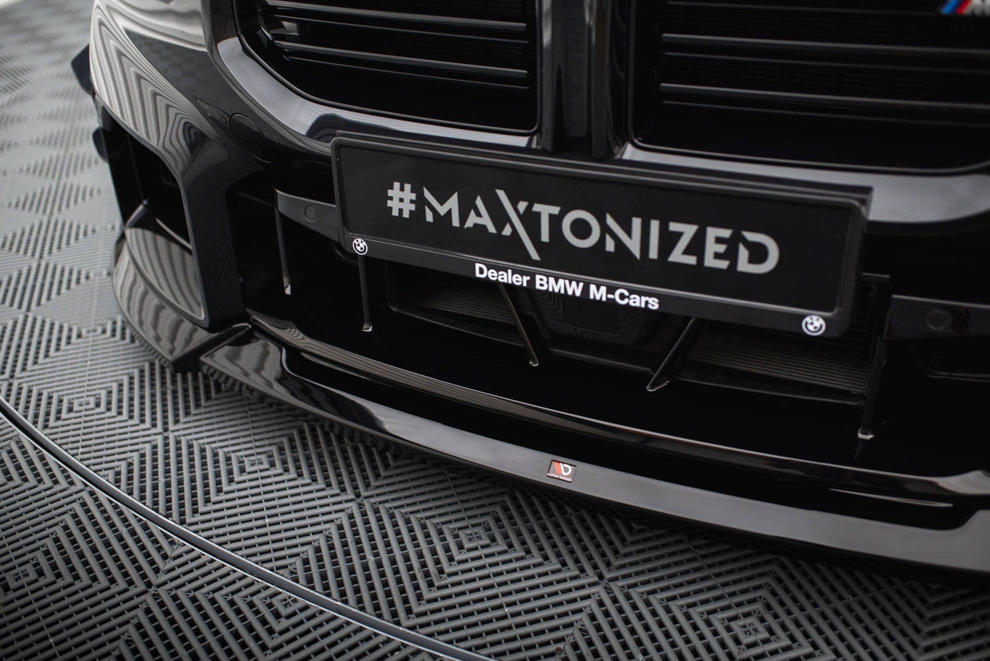 Front Ansatz V.5 für BMW M2 G87 schwarz Hochglanz
