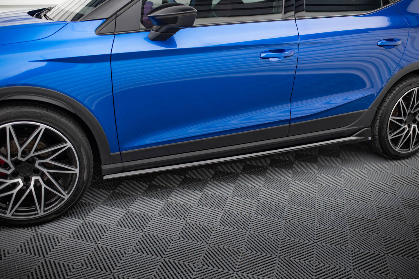 Seitenschweller Ansatz für Seat Arona FR Mk1 schwarz Hochglanz