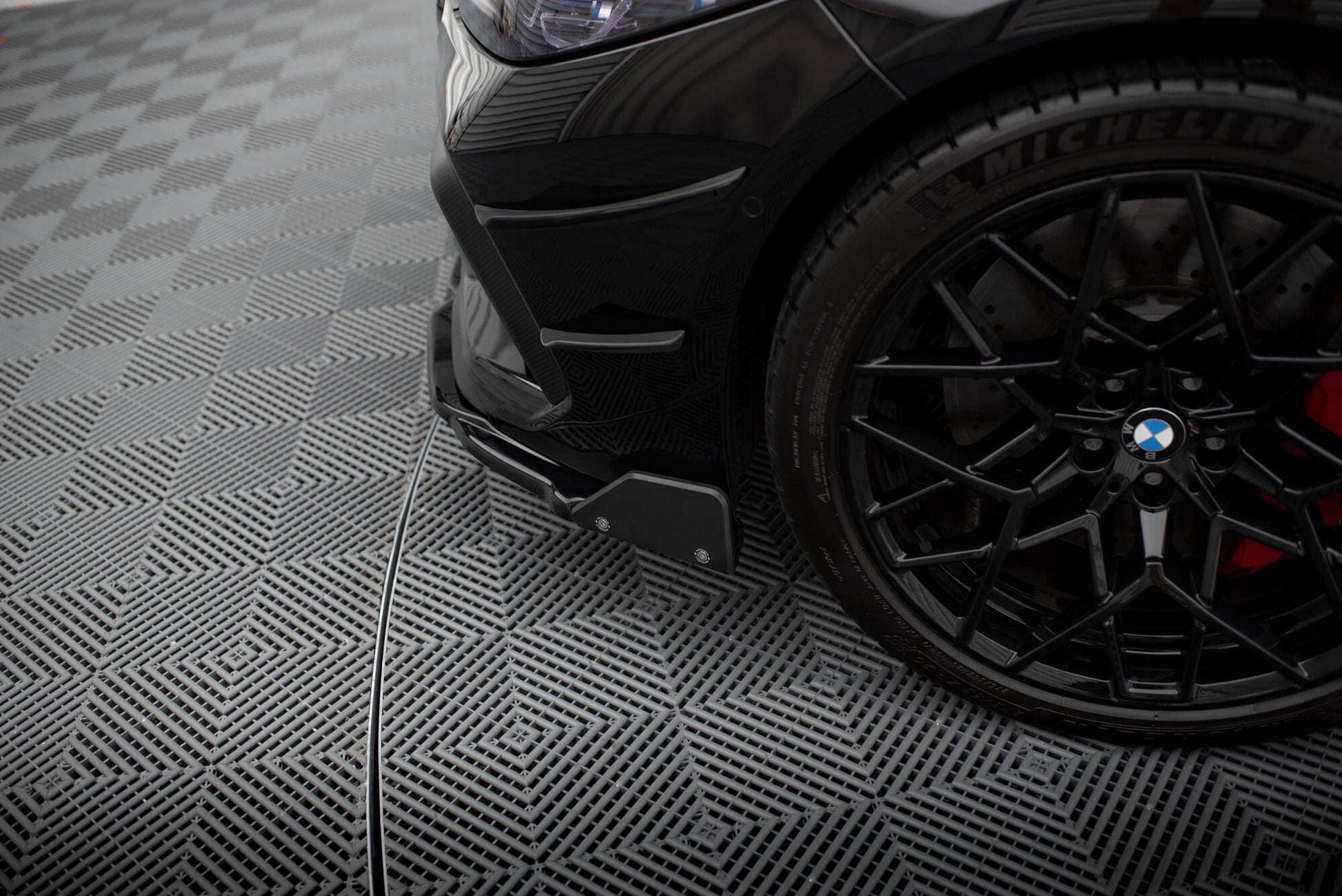 Front Ansatz V.1 + Flaps für BMW M8  Gran Coupe F93 / Coupe F92