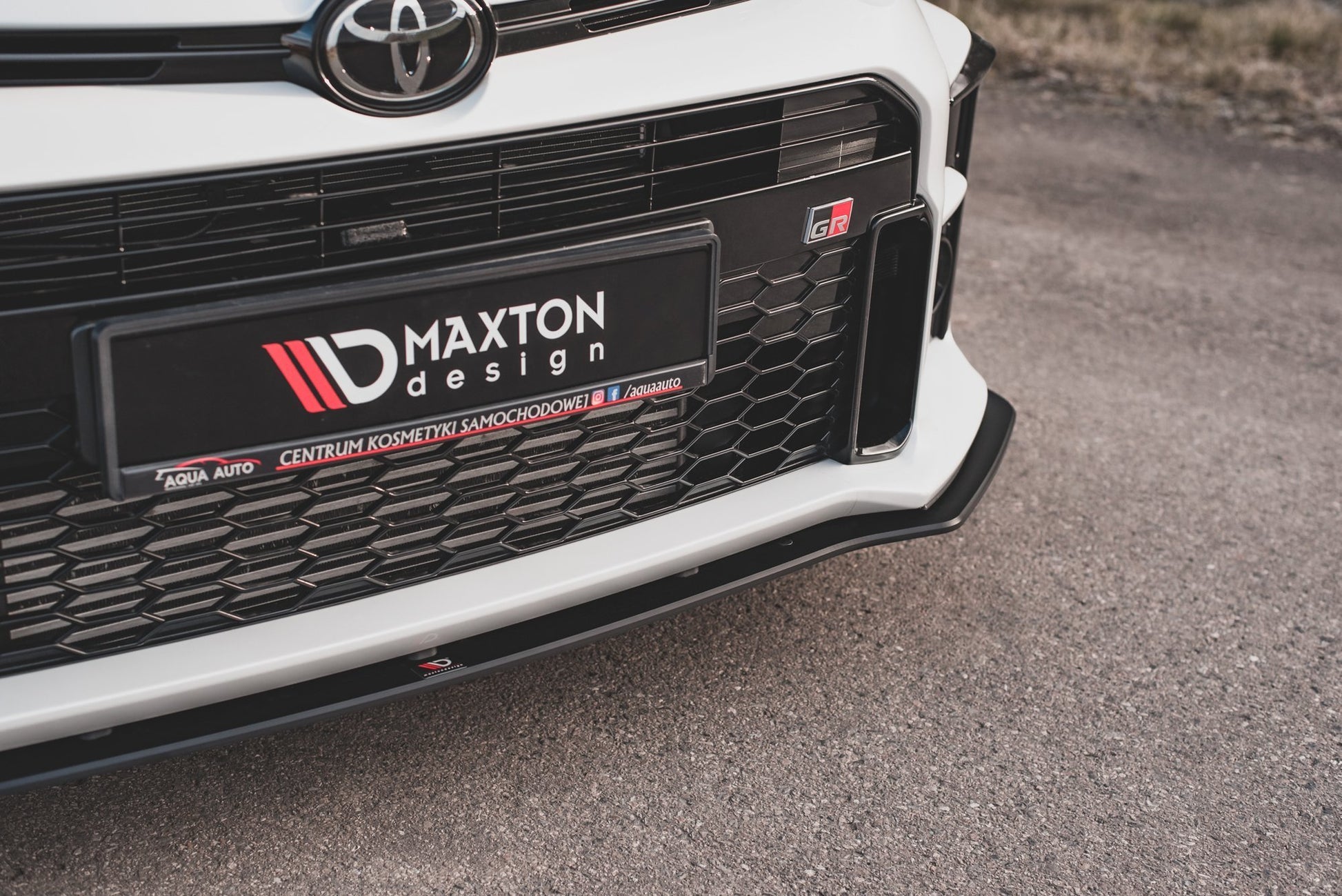 Street Pro Front Ansatz für Toyota GR Yaris Mk4