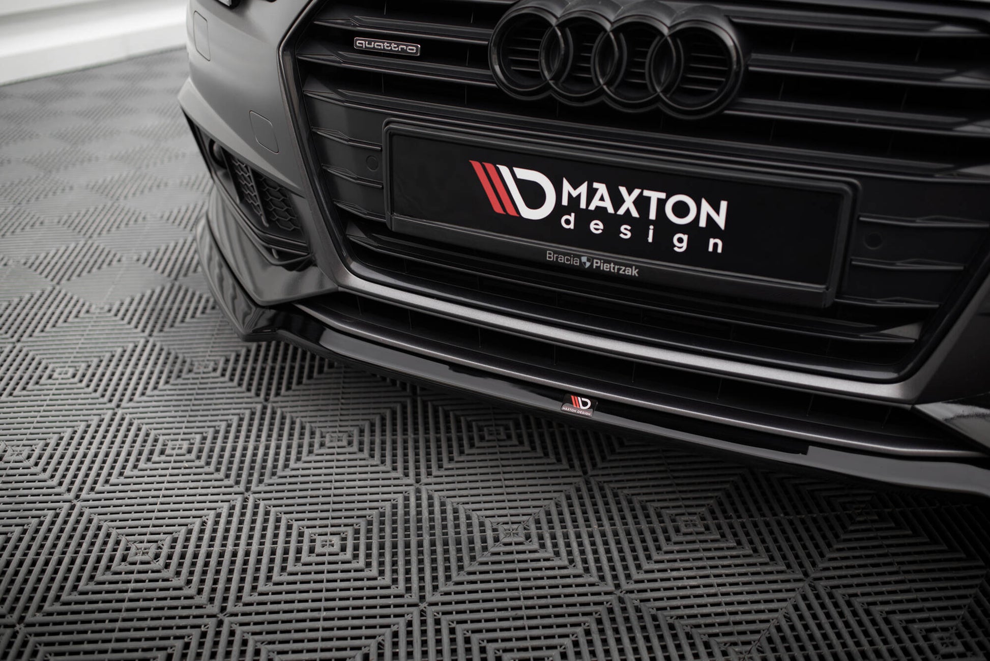Front Ansatz V.4 für Audi S4 / A4 S-Line B9 schwarz Hochglanz