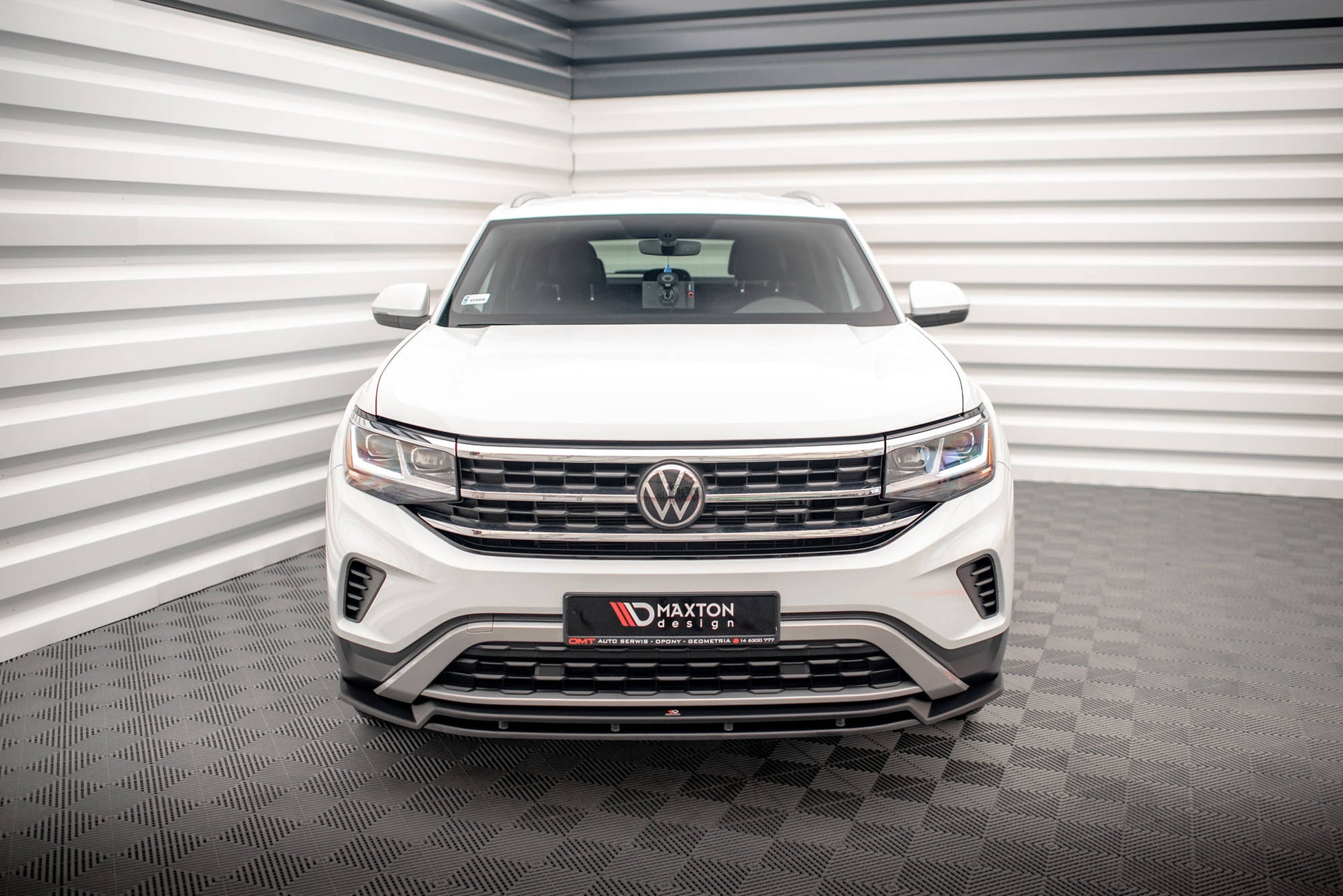 Front Ansatz V.2 für VW Atlas Cross Sport schwarz Hochglanz