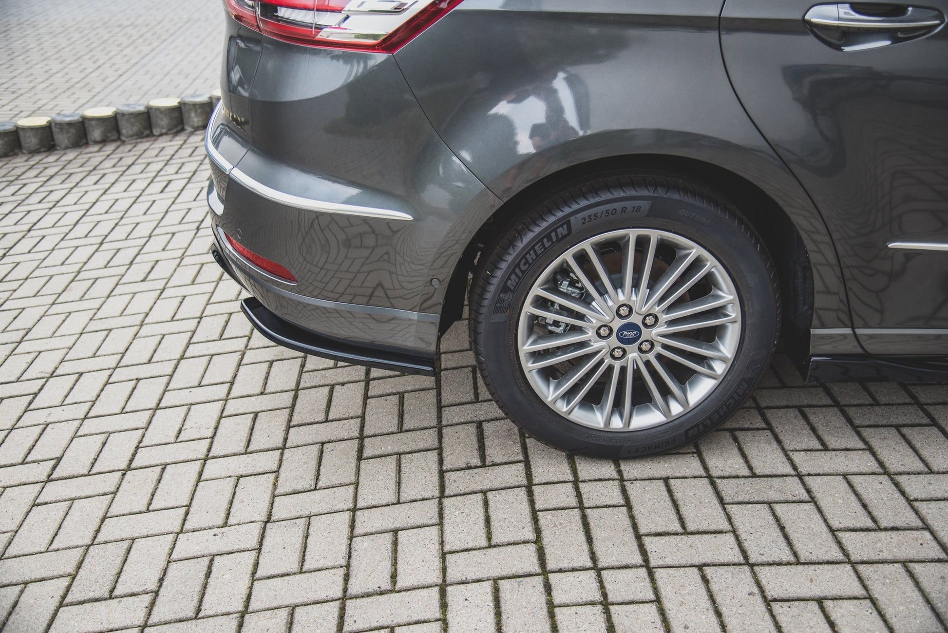 Heck Ansatz Flaps Diffusor für Ford S-Max Vignale Mk2 Facelift schwarz matt