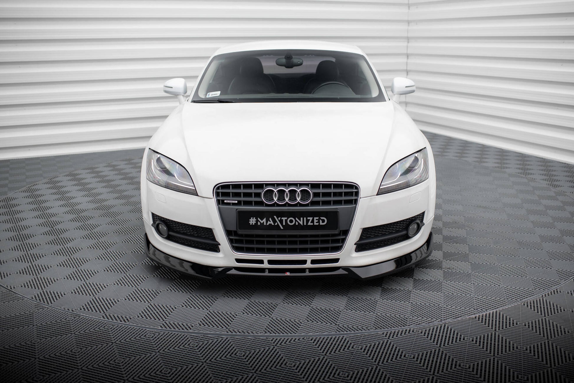 Front Ansatz V.3 für Audi TT 8J schwarz Hochglanz