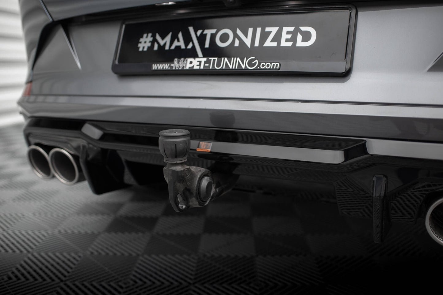 Diffusor Heck Ansatz + Endrohre für Cupra Formentor Mk1