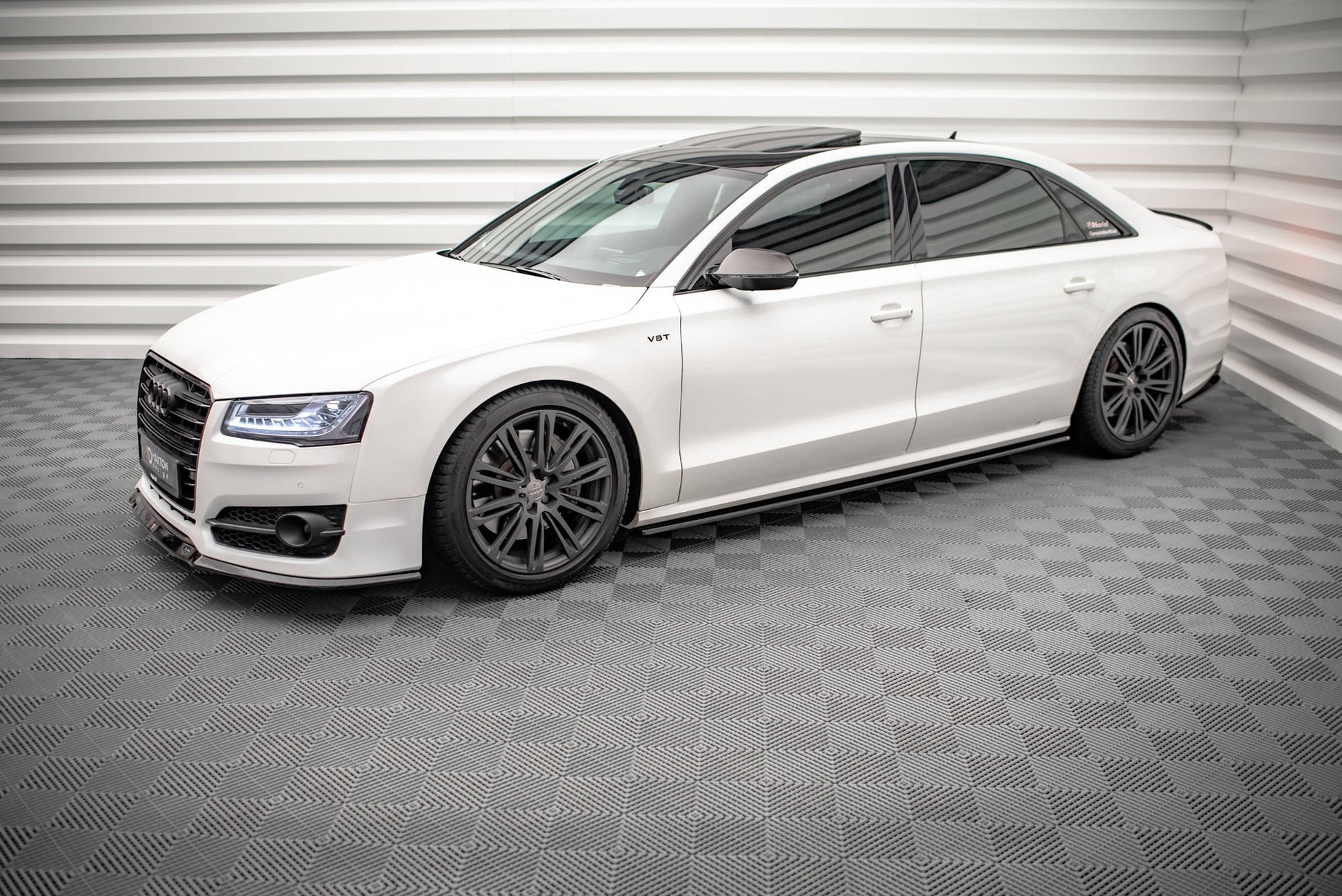 Front Ansatz V.2 für Audi S8 D4 FL schwarz Hochglanz