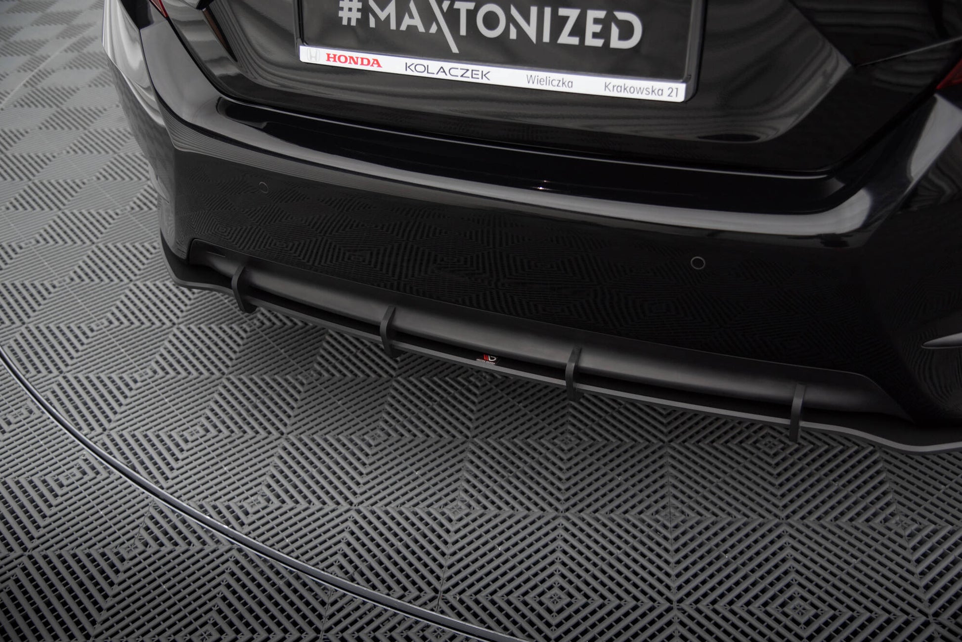 Street Pro Heck Ansatz Flaps Diffusor +Flaps für Honda Civic Mk10 schwarz Hochglanz