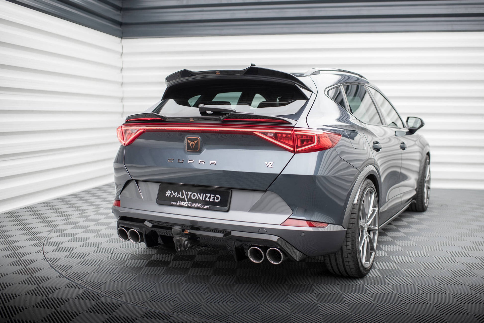 Diffusor Heck Ansatz + Endrohre für Cupra Formentor Mk1