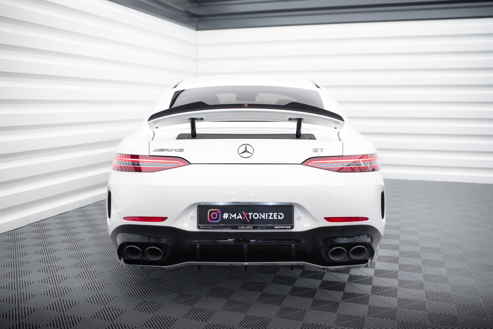 Spoiler CAP für Mercedes-AMG GT 53 / 43 V8 Package 4 Door-Coupe schwarz Hochglanz