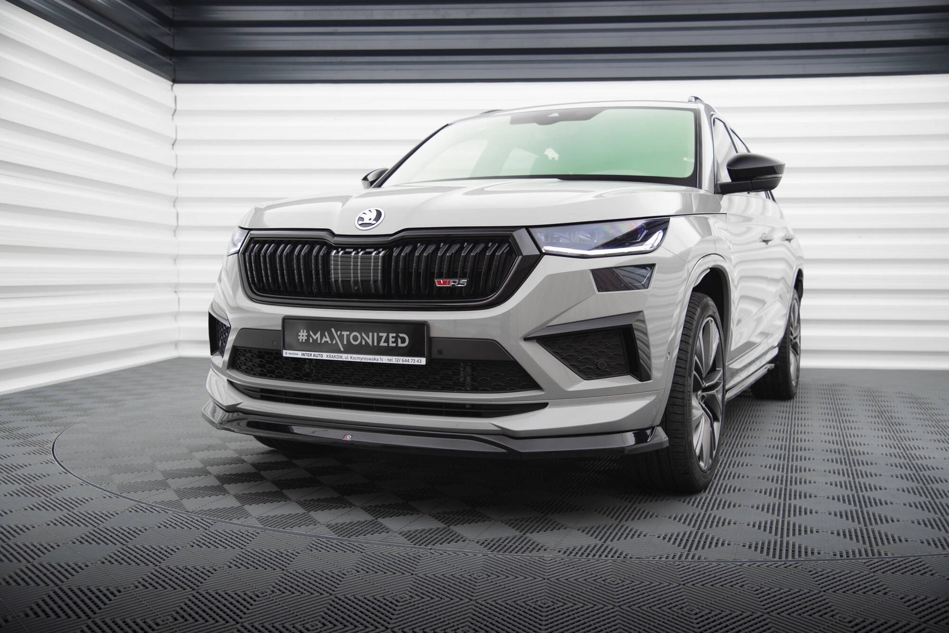 Front Ansatz V.2 für Skoda Kodiaq RS Mk1 Facelift schwarz Hochglanz
