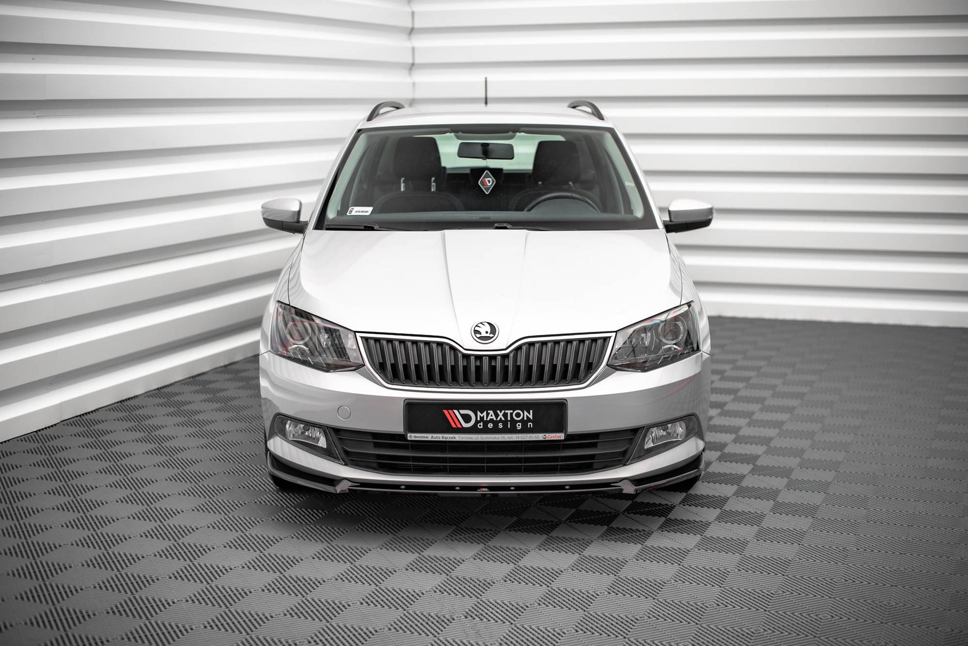 Front Ansatz V.1 für Skoda Fabia Mk3 schwarz Hochglanz
