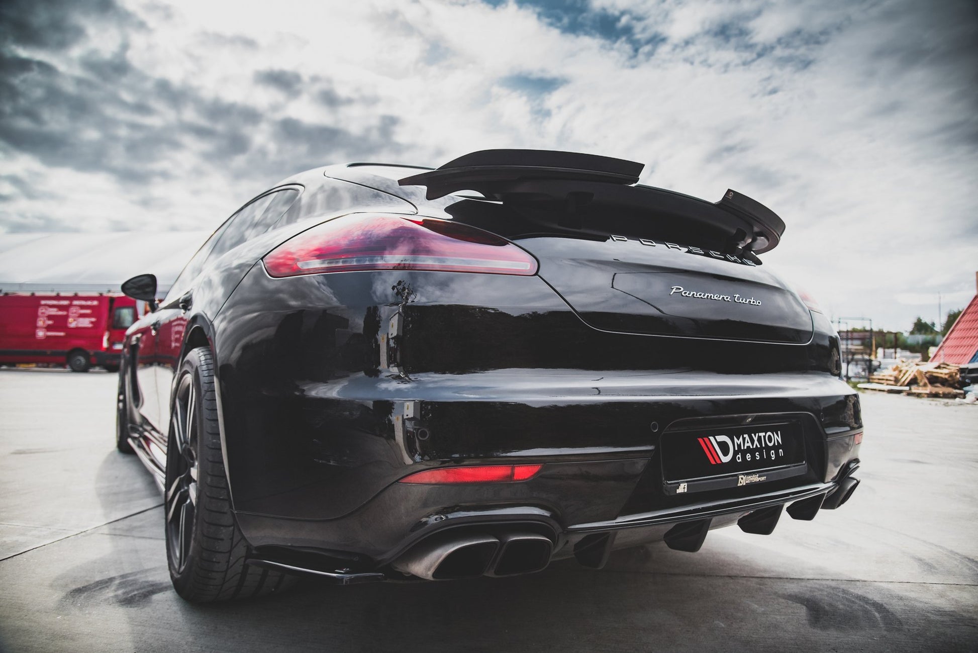 Spoiler CAP für Porsche Panamera Turbo 970 Facelift schwarz Hochglanz