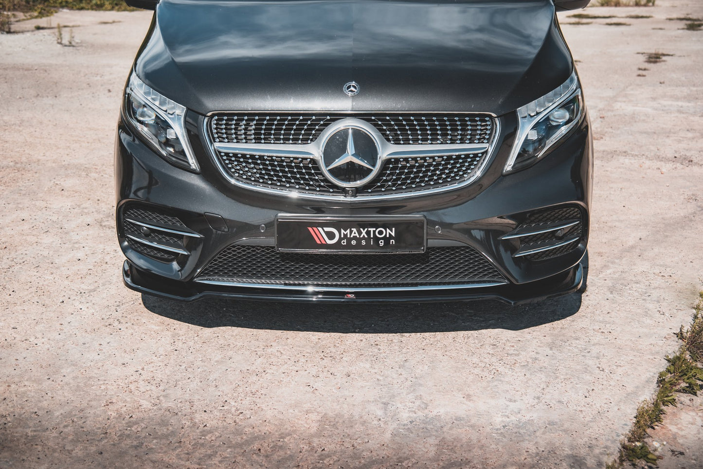 Front Ansatz V.4 für Mercedes-Benz V-Klasse AMG-Line W447  schwarz Hochglanz