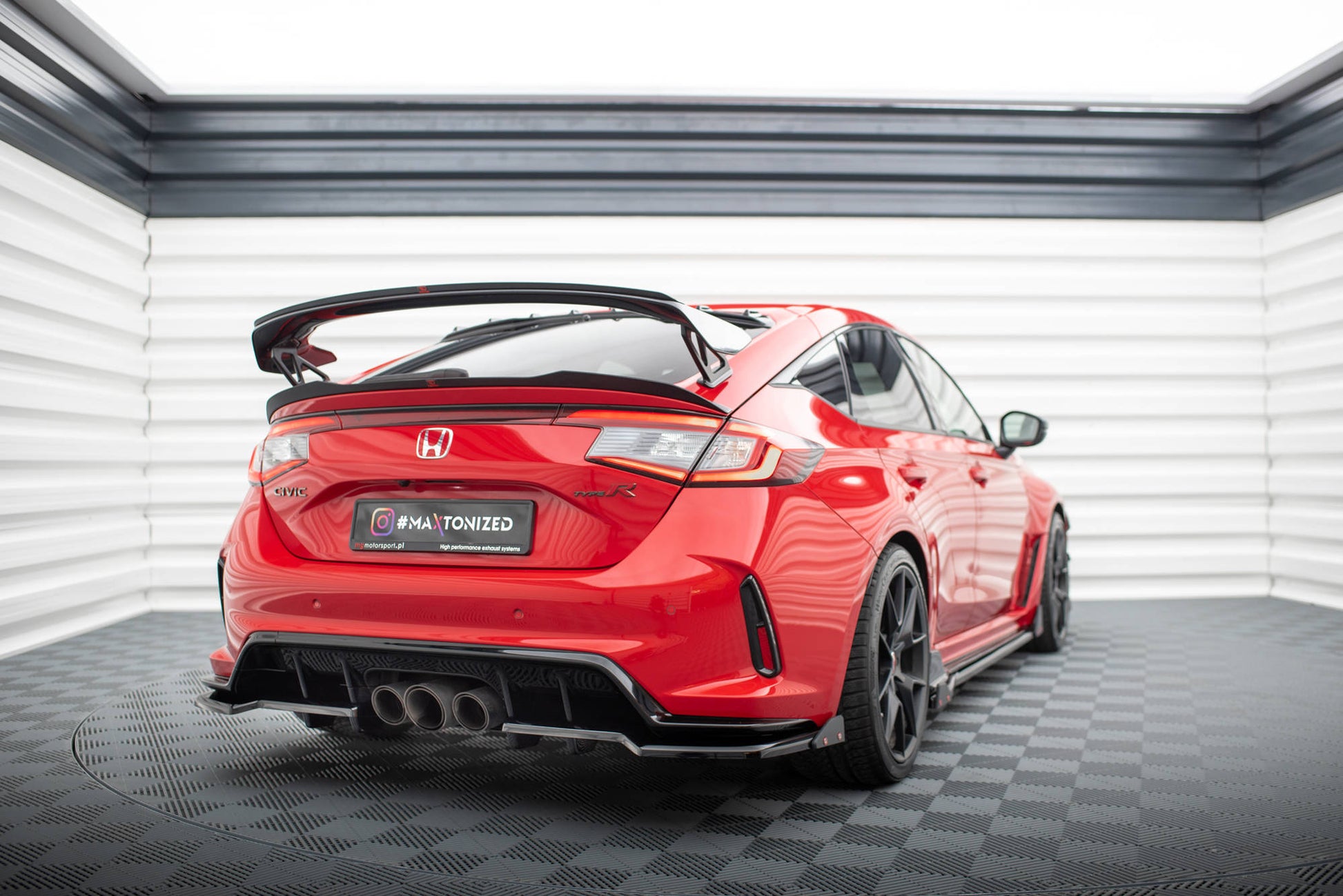 Mittlerer Cup Diffusor DTM Look Heck Ansatz für V.1 + Flaps Honda Civic Type-R Mk 11