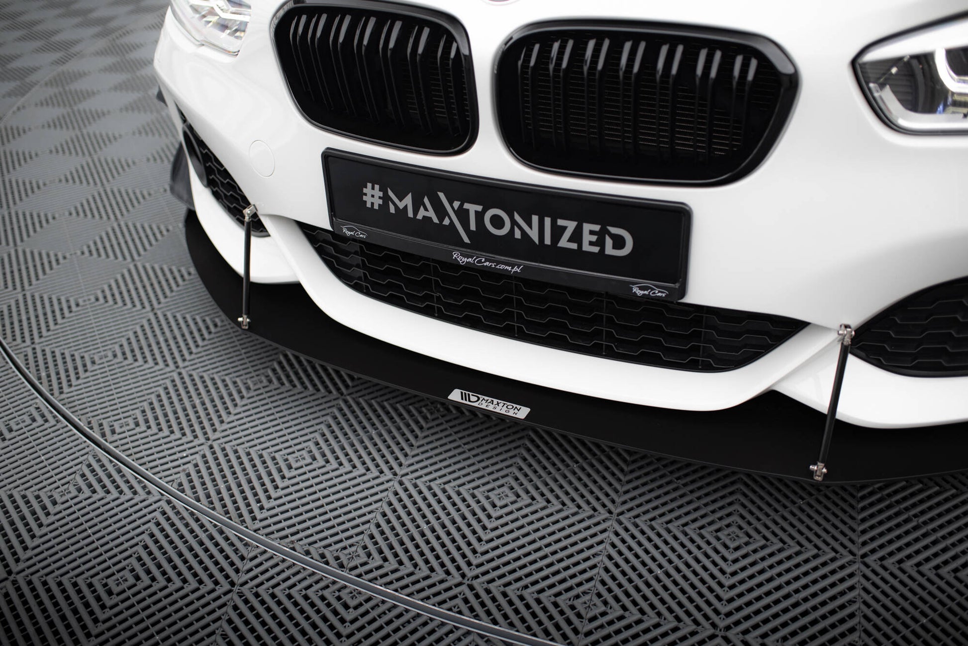 Racing Front Ansatz V.2 für BMW 1er F20/F21 M-Power FACELIFT