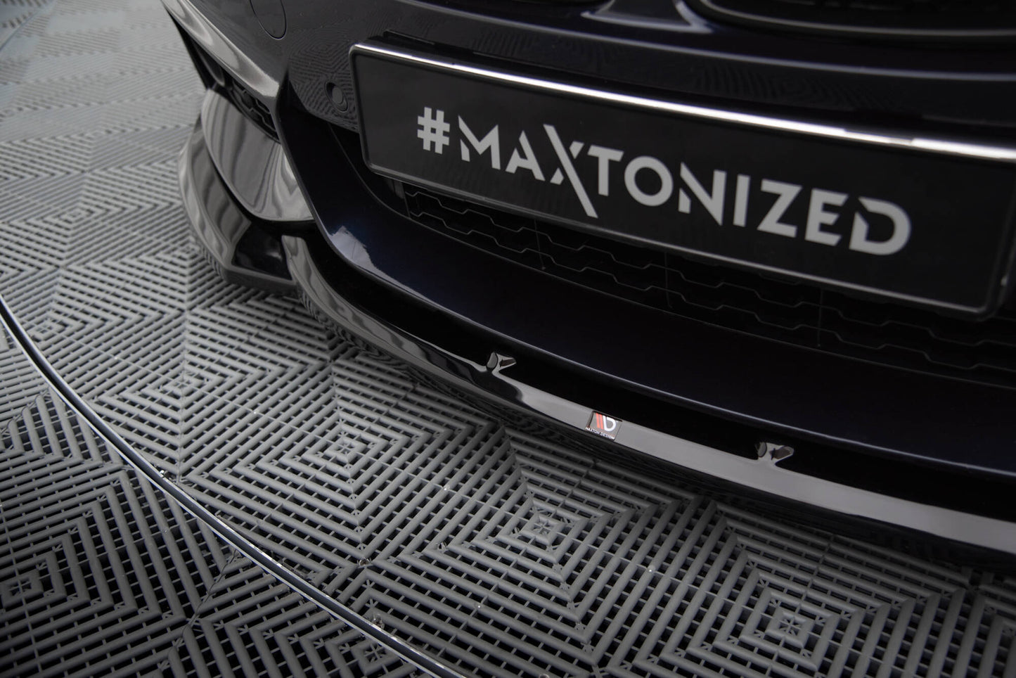 Front Ansatz V.6 für BMW 4er Coupe / Gran Coupe / Cabrio M-Paket F32 / F36 / F33 schwarz Hochglanz